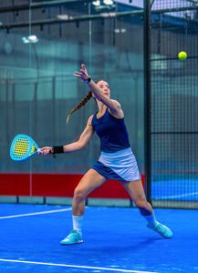 Constructeur court de tennis